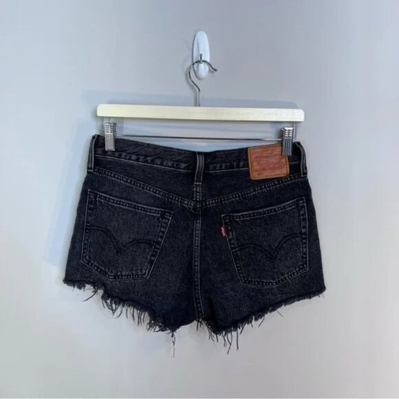 ☀️LEVI'S 501 Distressed Denim Short - Picture 4 of 8